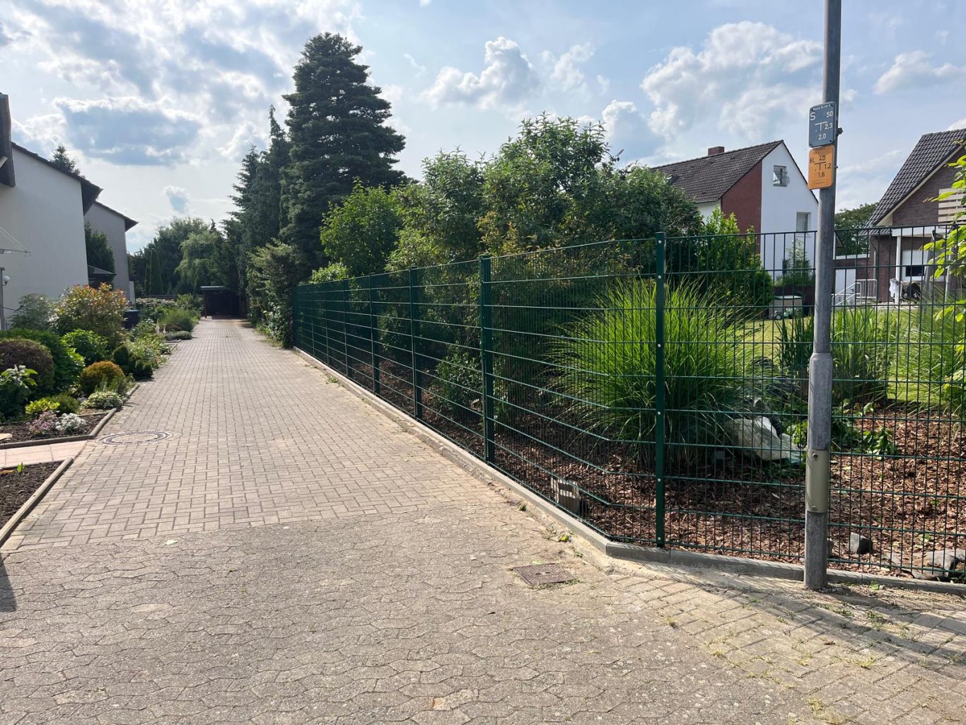 Doppelstabgitterzaun gesetzt Doppelstabgittermatten Zaun